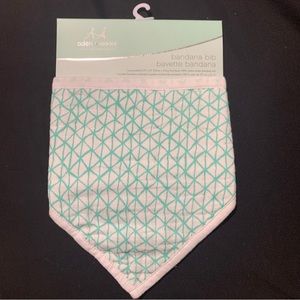Aden + Anais Bandana Bib 1 Pack 8.5" x 16" Green Four Layers 100% Cotton